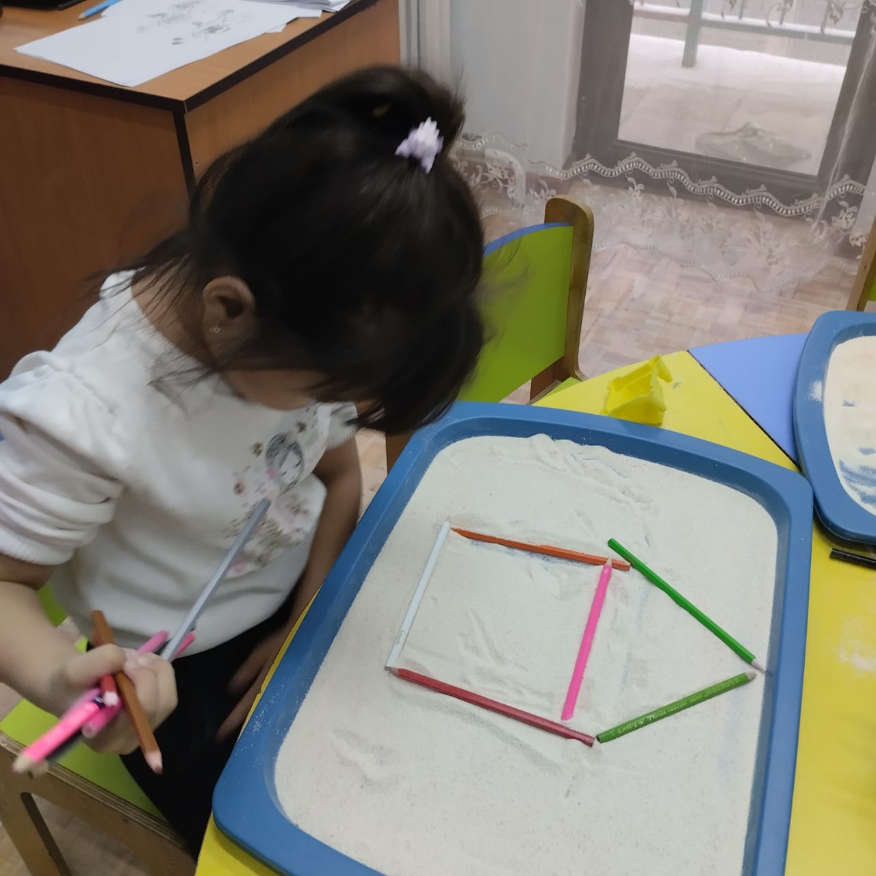 "Балалардың шығармашылығы" атты іс-әрекет . Психолог маманының кеңесі. КОНСУЛЬТАЦИЯЛЫҚ ПУНКТ